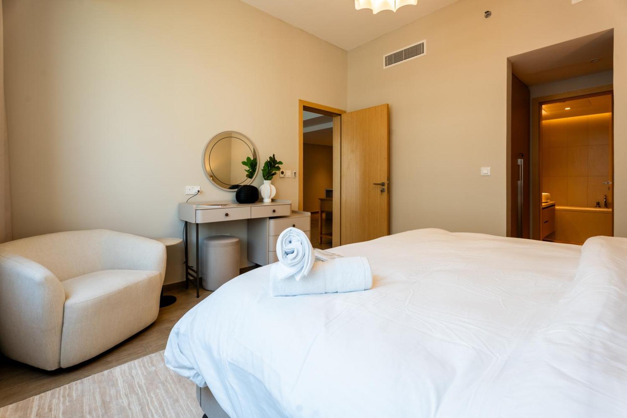 Apartment Sustainable Stylish Mayan 1 Bedroom - Yas Island Abu Dhabi